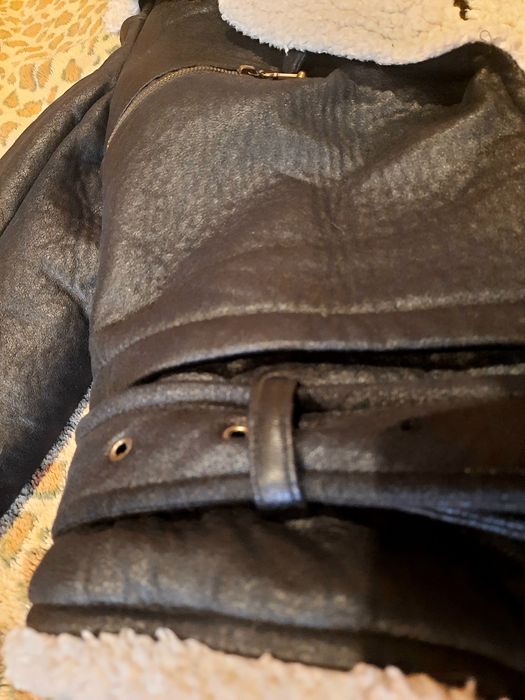 Дублянка косуха чорна з білим комірцем