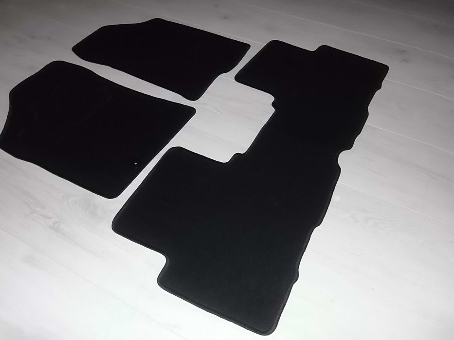 Dywaniki Welurowe KIA CARENS Rocznik 06-13 Idealnie Dopasowane STOPERY