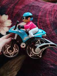 Іграшковий мотоцикл.