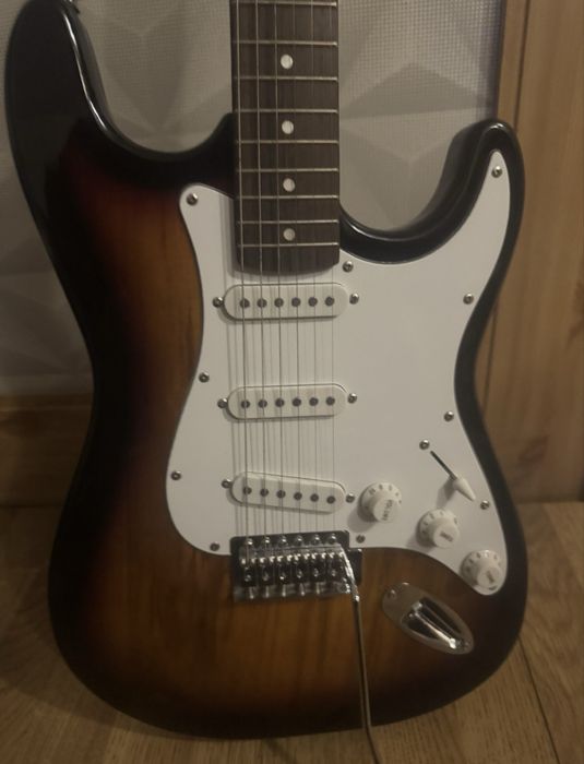 Gitara elektryczna StarSound Electric Guitar + pokrowiec + akcesoria