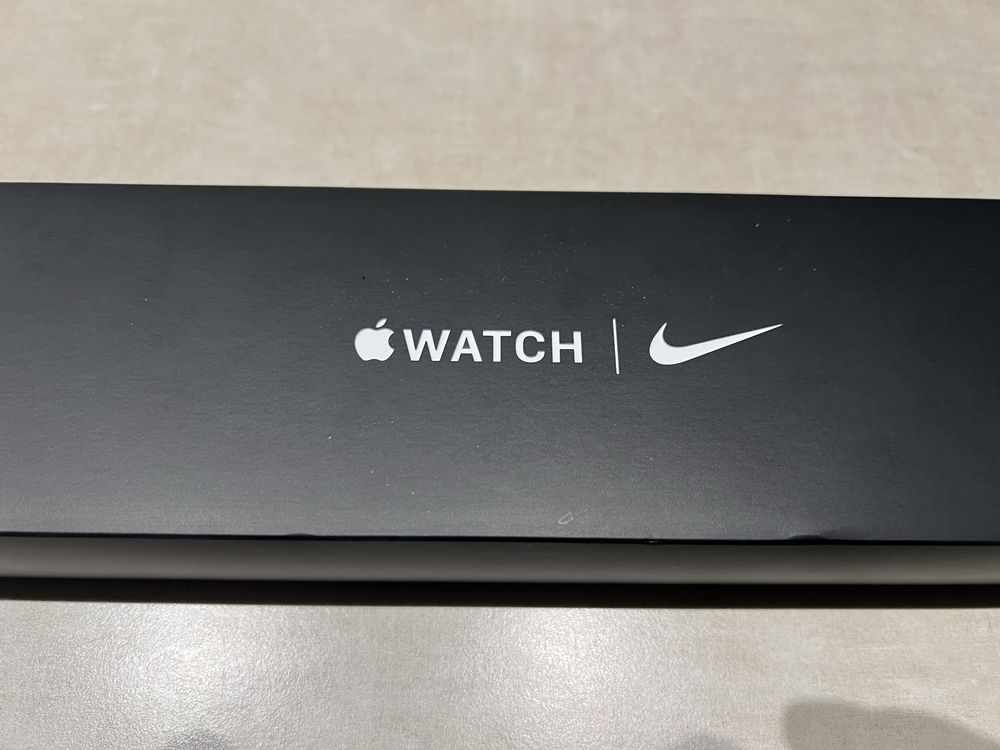 Apple Watch 7 45 mm Nike LTE