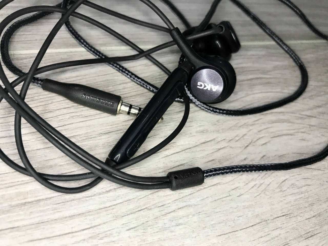 Навушники Samsung AKG EO-IG955 з мікрофоном + Додаткові Амбушюри