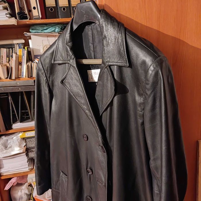 Casaco comprido em pele