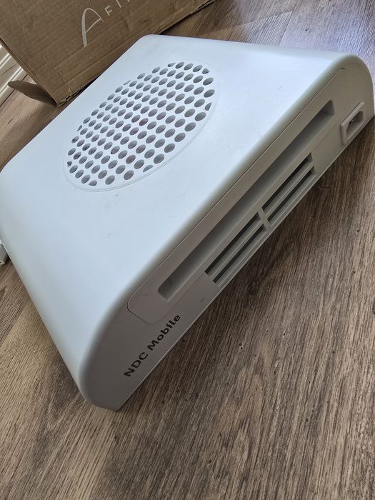 Mobilny pochłaniacz pyłu Afinia