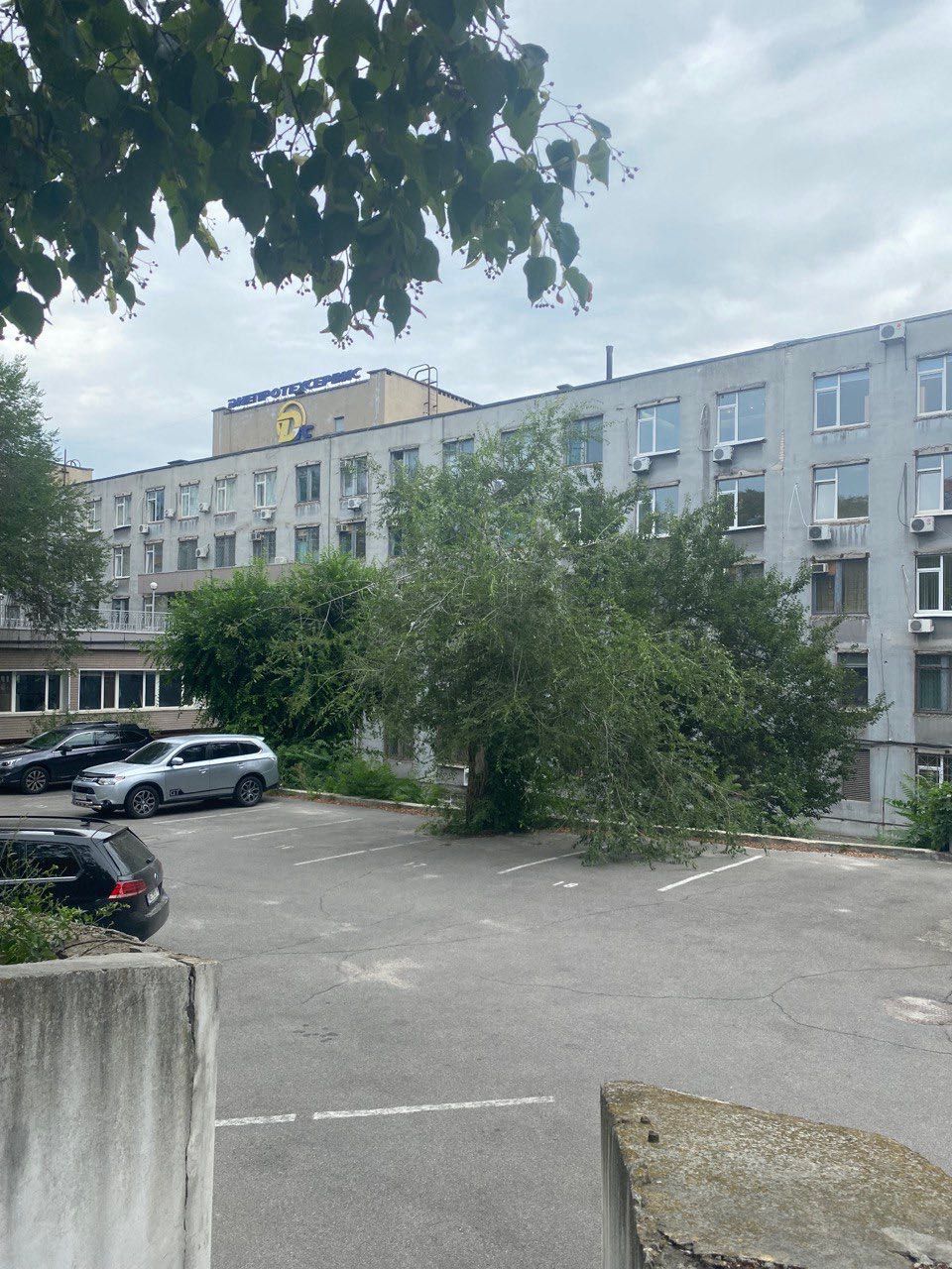 Офисное здание 10350 кв.м в центре города, функционирующий бизнес