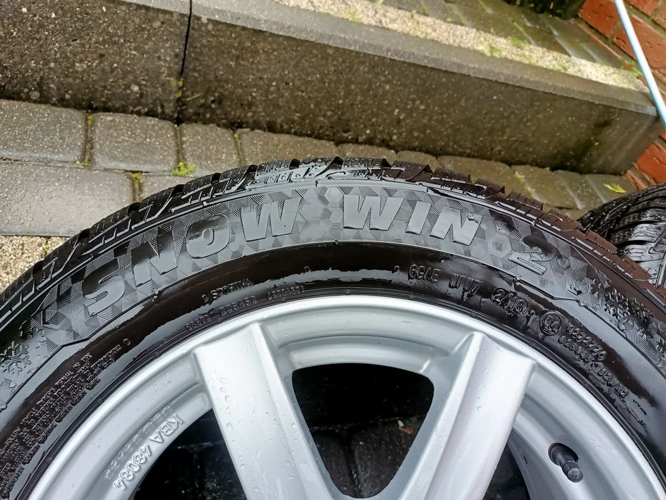 Koła alufelgi z oponami zimowymi Volvo Ford Peugeot 15"4x108
