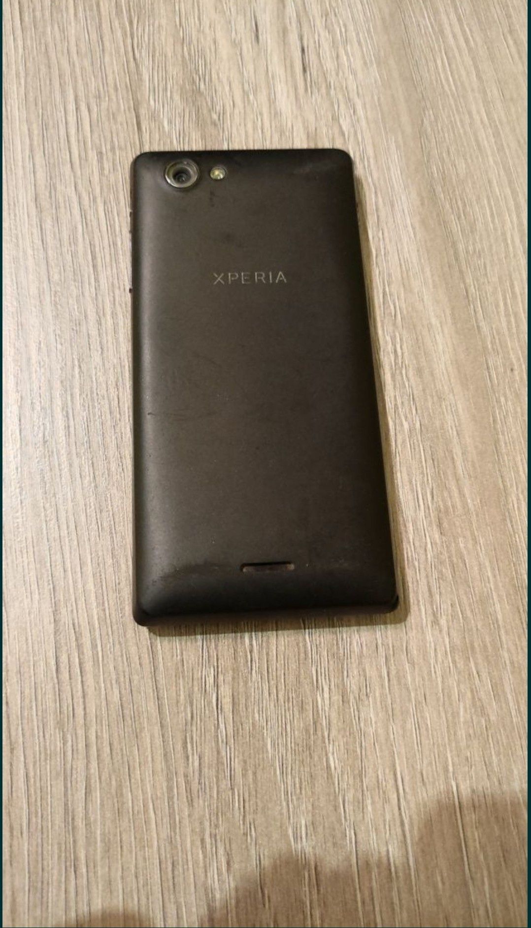 Sony Xperia j telefon smartfon