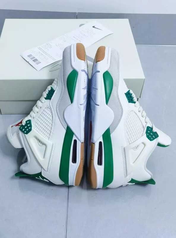 Jordan4Retro SB Pine Green R.42