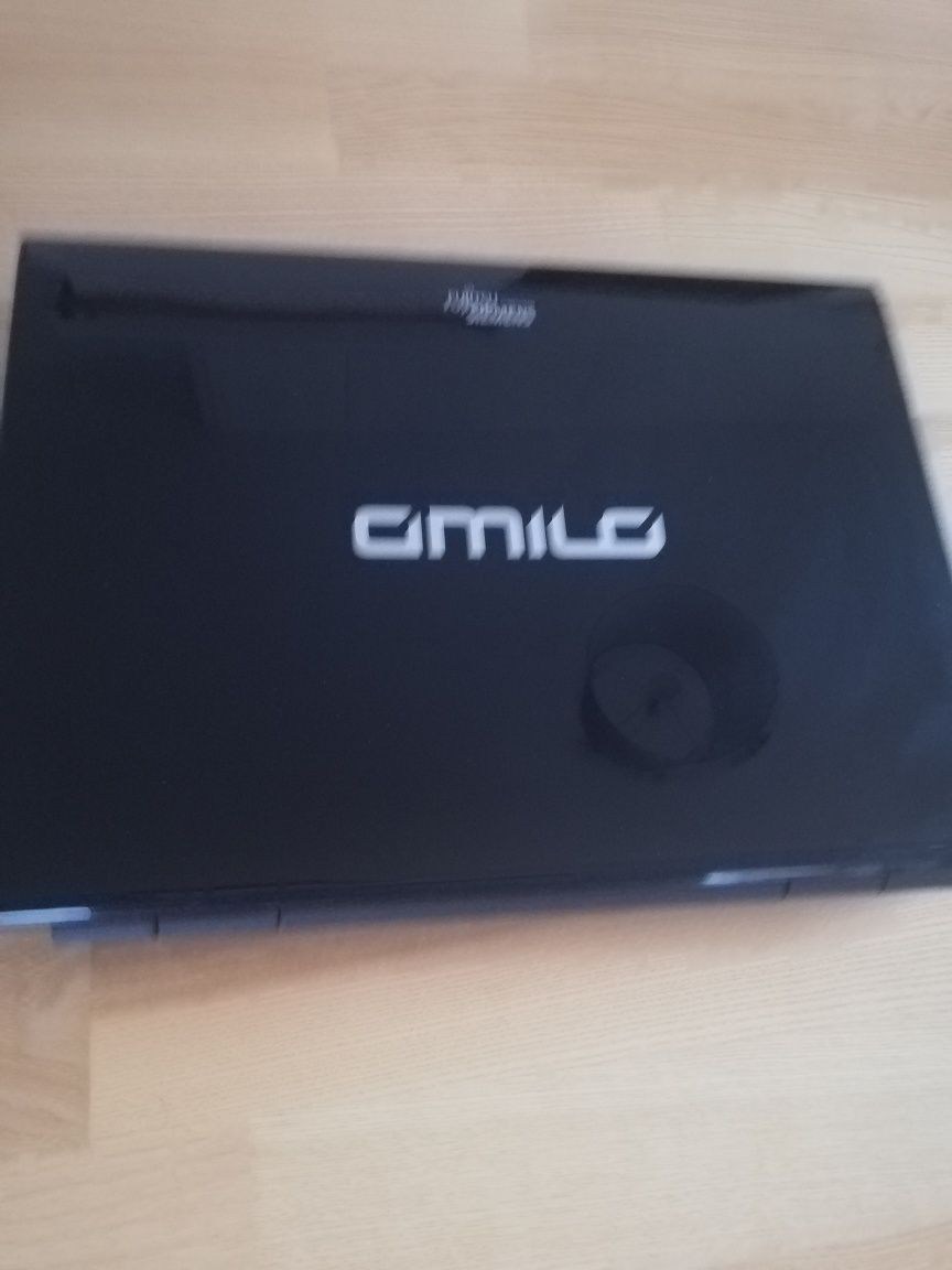 Sprzedam laptopa Fujitsu Siemens Amilo Pi 3540