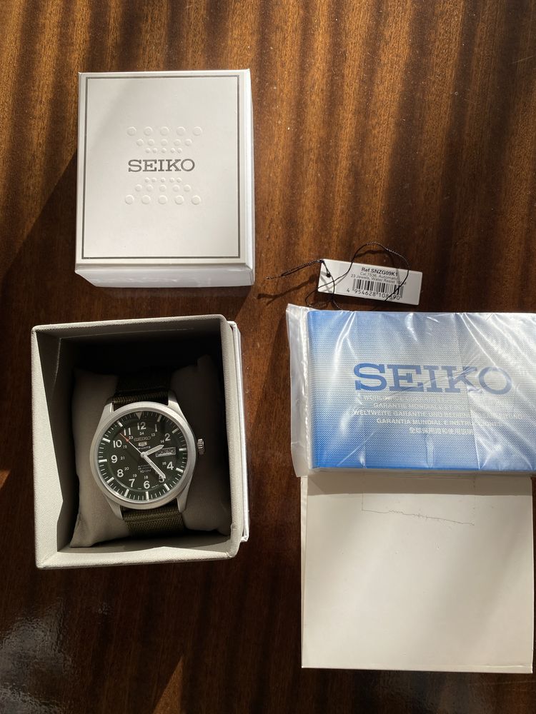 Seiko 5 Sports SNZG09K1 Automatic
