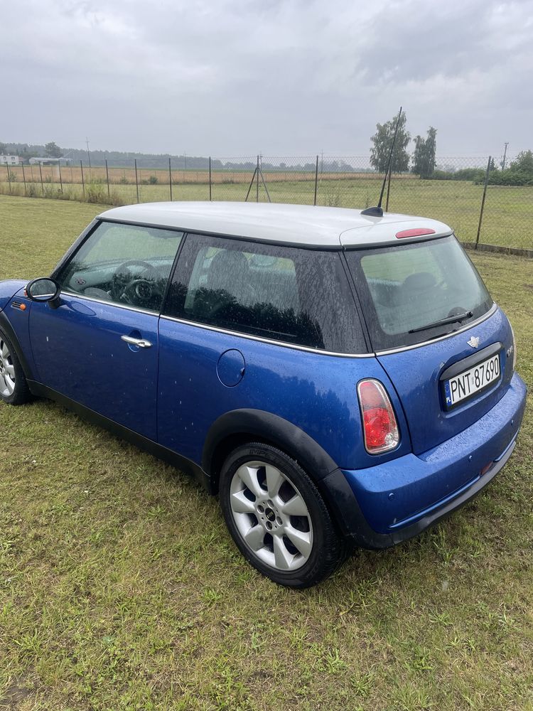 Mini One 1,6 benzyna/zarejestrowany/bez wkładu/2006 rok