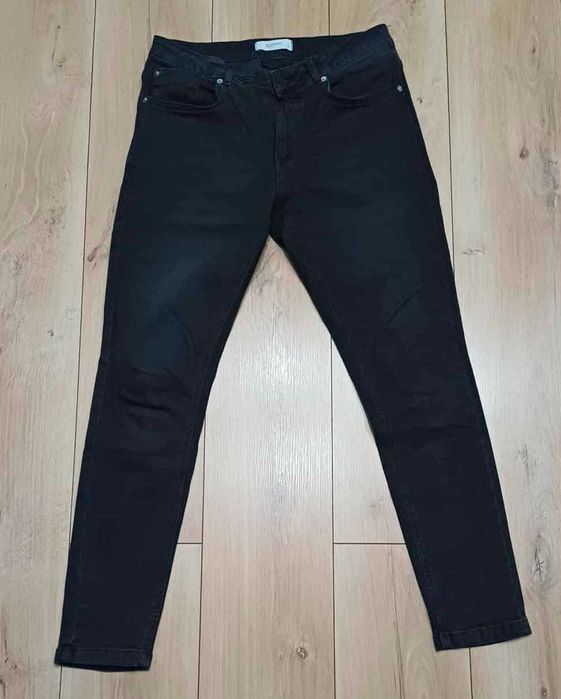 Spodnie jeansy czarne męskie 31