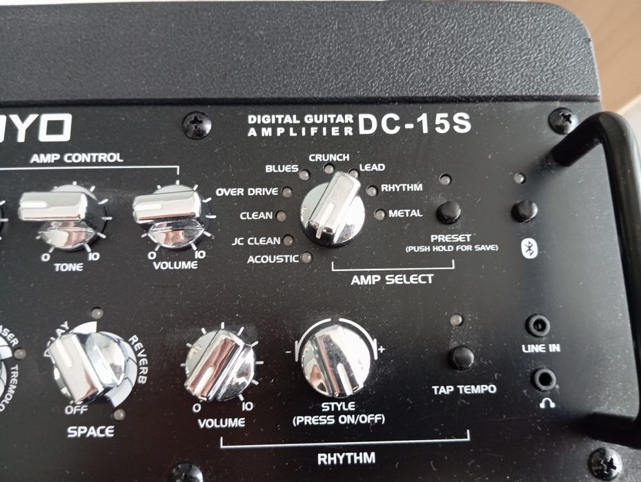 Wzmacniacz gitarowy akumulatorowy JOYO DC-15S