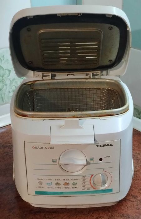 Фрітюрниця Tefal Quadra 700