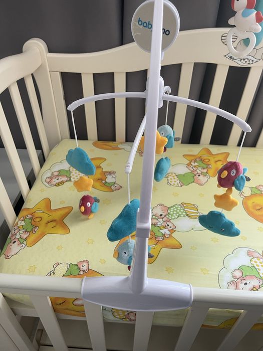 продам мобіль на ліжечко