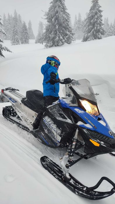 skidoo summit 800r 2010r