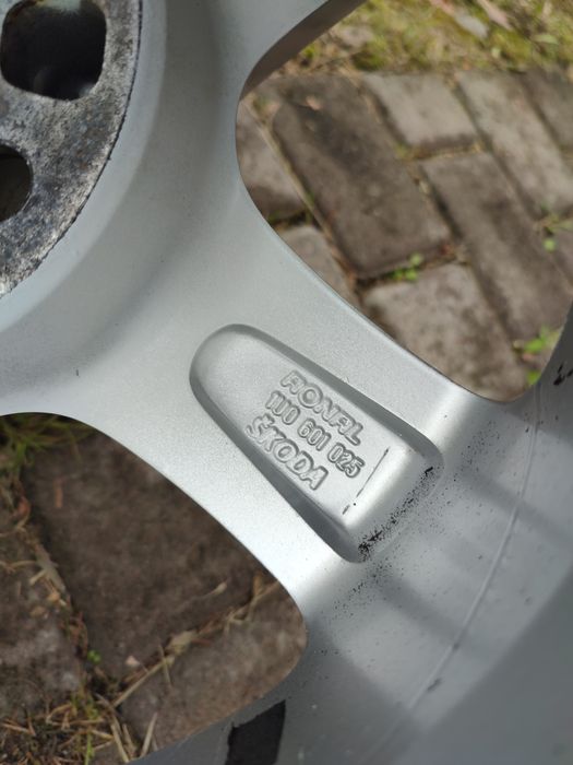 Диск r15 5x100 et38 ПОШТУЧНО!!! Оригінальний номер 1U0601025