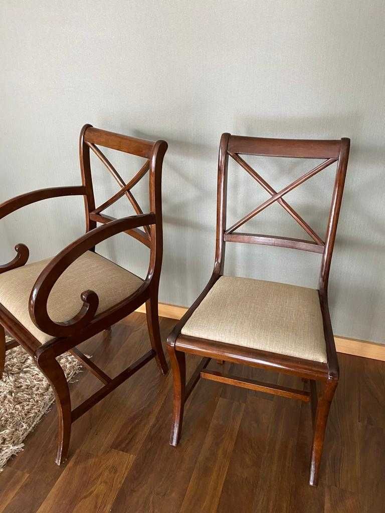 Conjunto de mesa de sala de jantar com 8 cadeiras