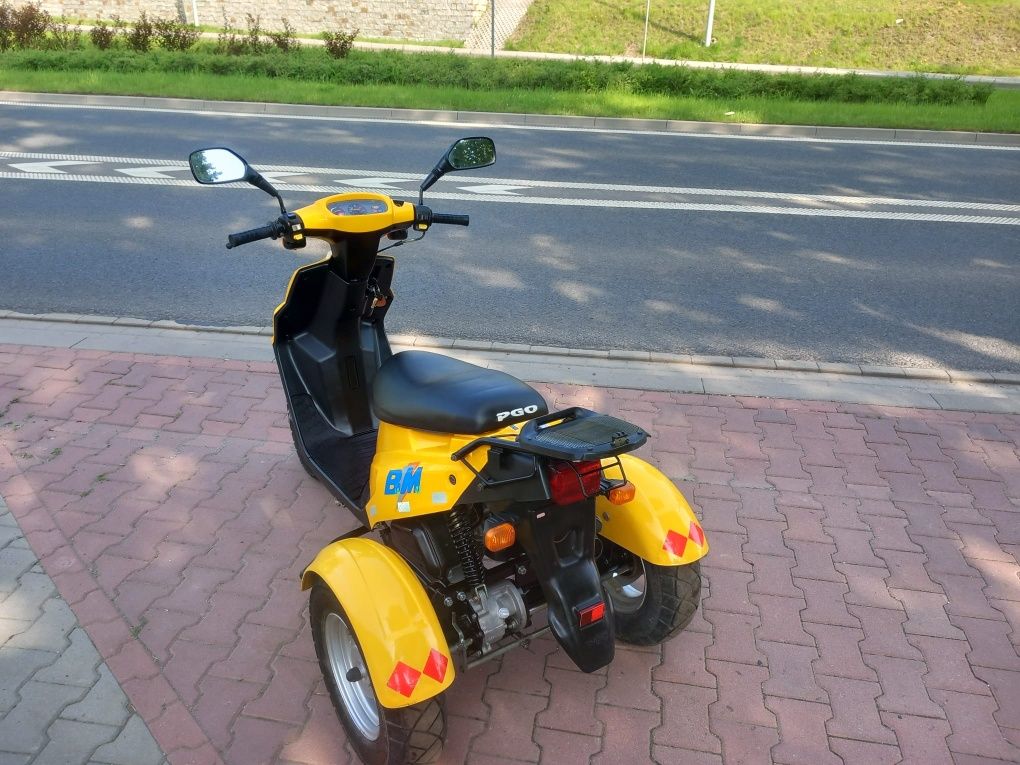 PGO tr3-50 Trike