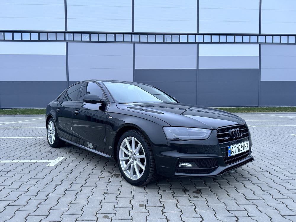 Audi A4/B8 S-line