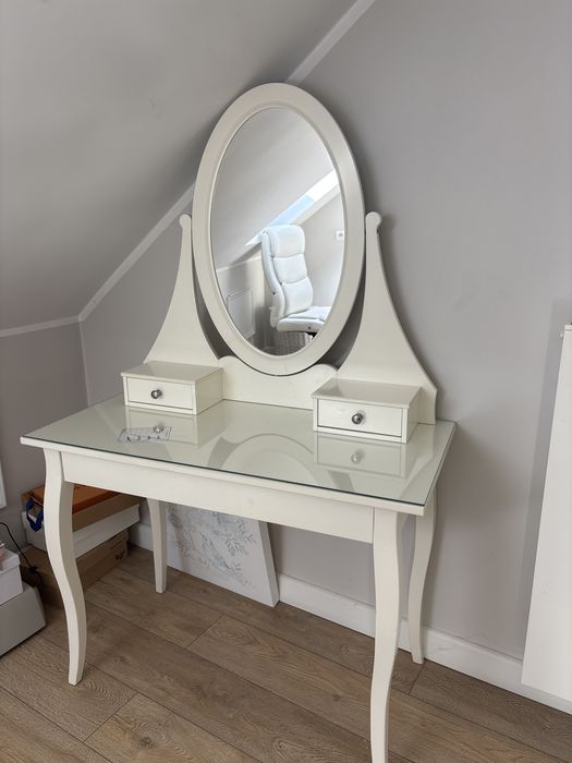 Biała Toaletka IKEA Hemnes