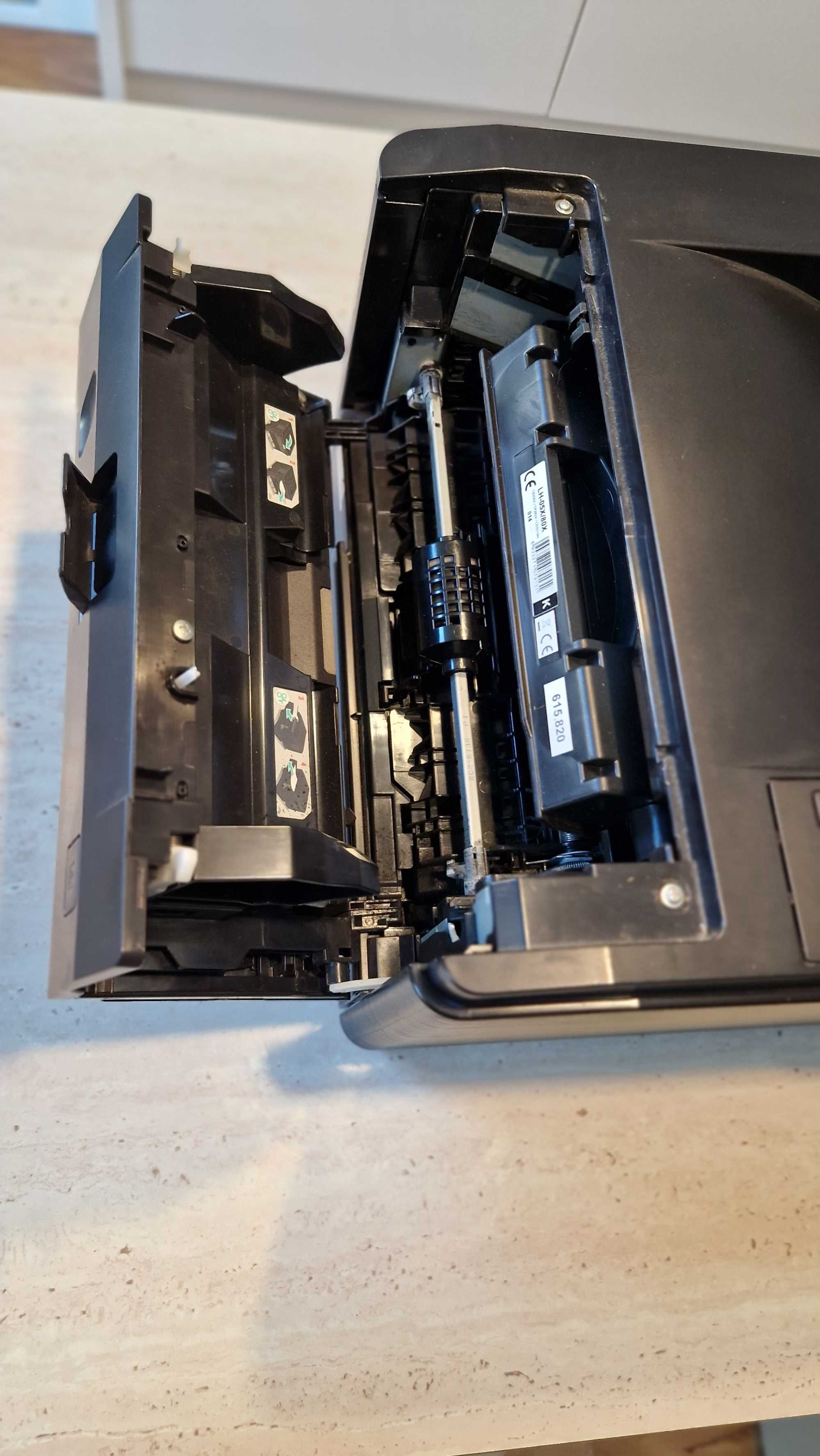 Drukarka laserowa HP LaserJet 400 M401dne