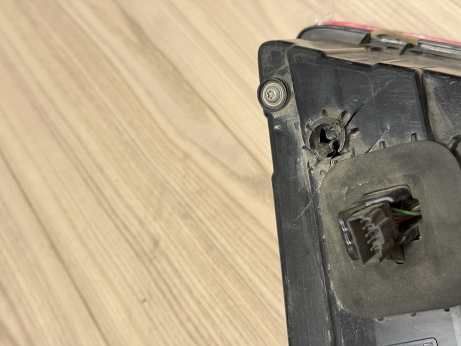 Audi Q7 4M Европа 2015-2019 Задний Фонарь Оригинал Ліхтар Стоп Фара