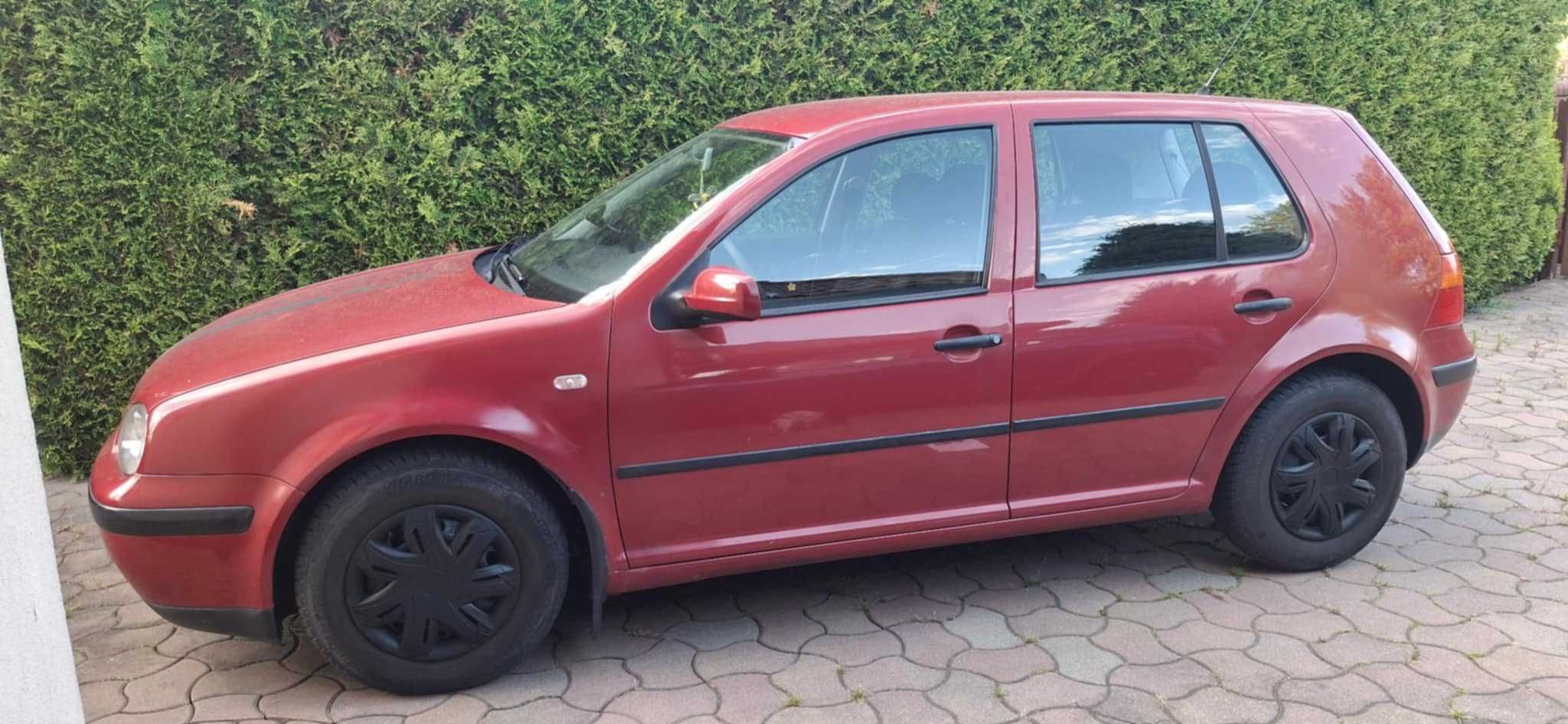 VW GOLF IV 2000 r 1.6 benzyna