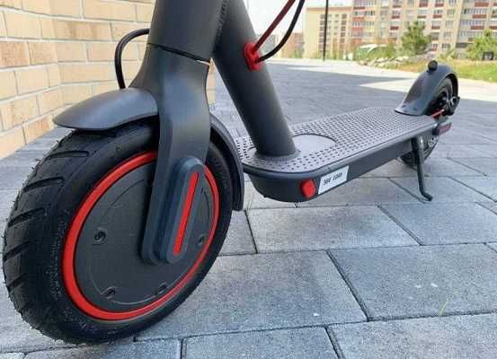 Розпродаж Електросамокатів Xiaomi Electric Scooter До 30км/час