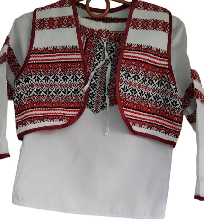 вишиваний одяг, вишиванка:плаття, костюм 1-3р., 3-5р., 4-6р.