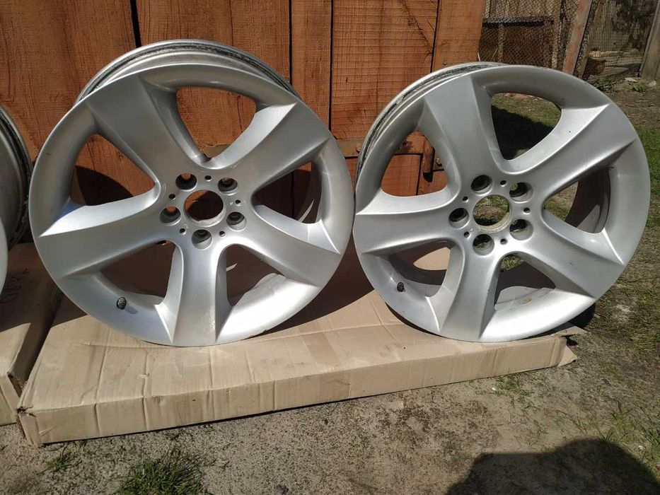 Диски різноширокі r19 BMW X5 E70