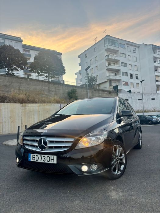 Mercedes Bens B180 Class