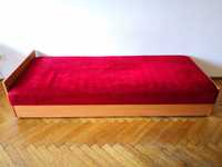 Tapczan - łóżko z pojemnikiem na posciel