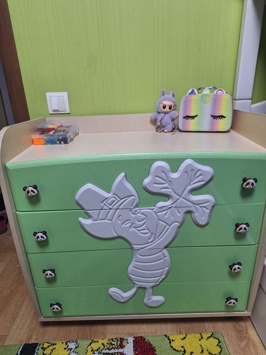 Дитячі меблі: шафа, комод, сліл, тумба