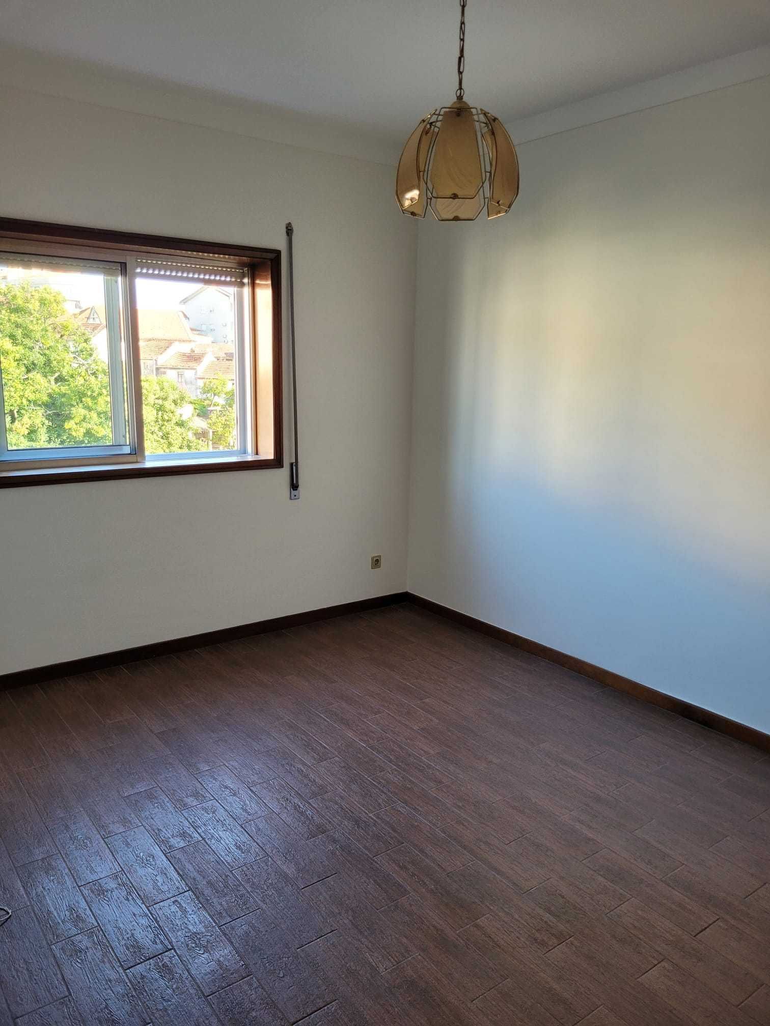 Apt T3, 107m2, centro de Oliveira de Azeméis