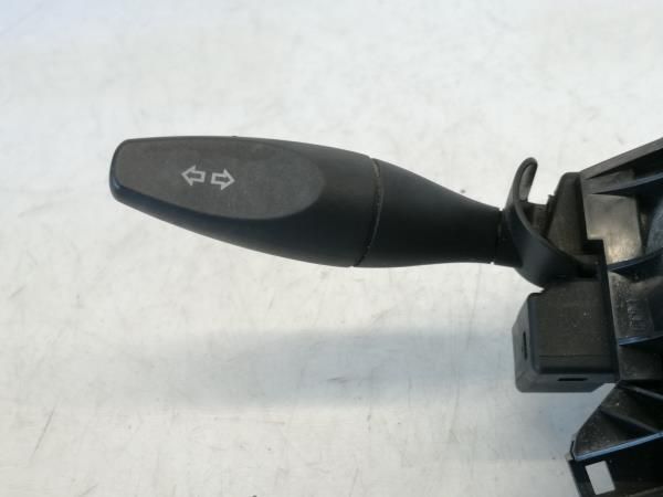 Conjunto / manetes de luzes e limpa vidros FORD Fiesta V (JH_, JD_)