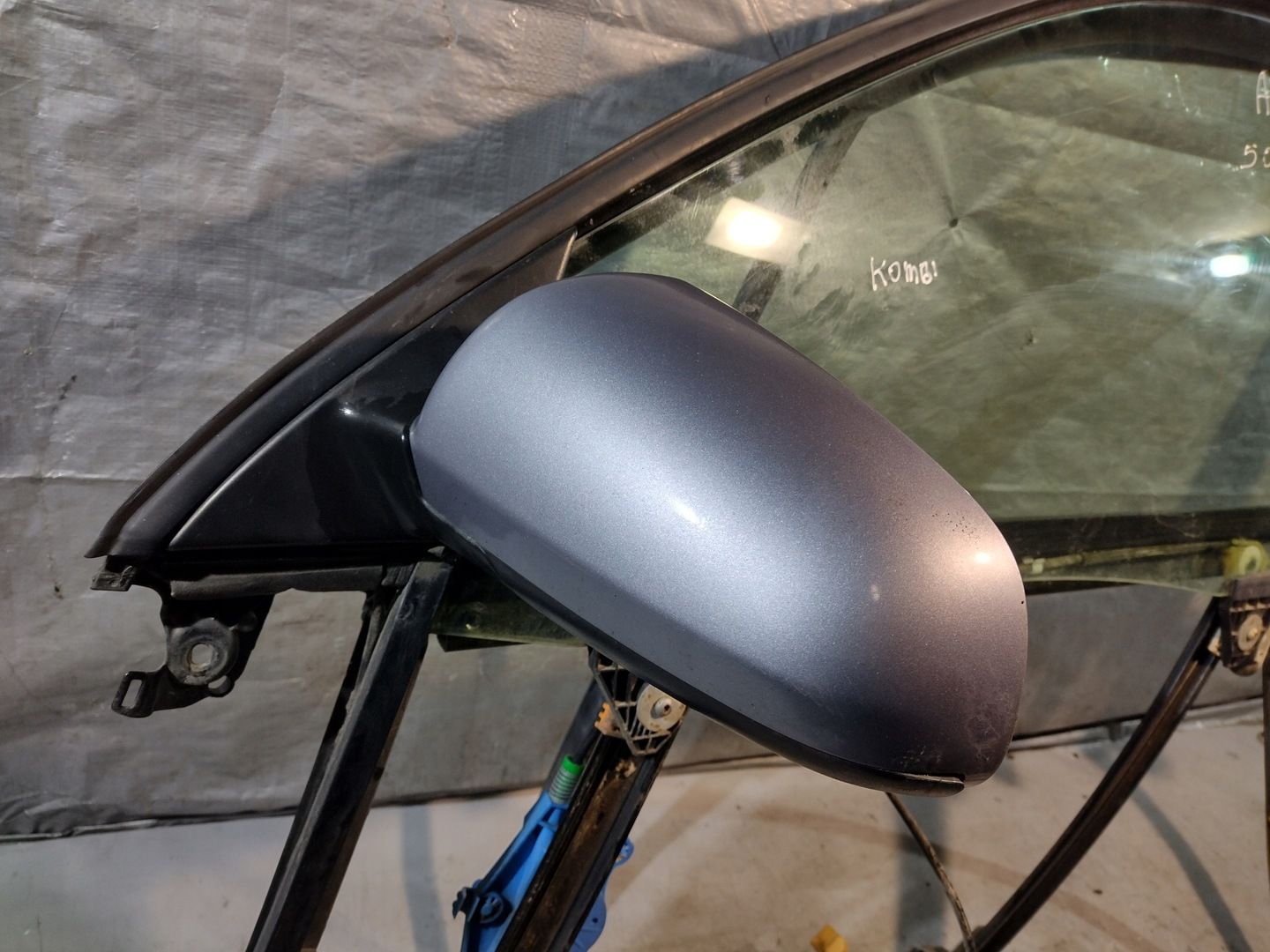 Podnośnik szyby lusterko 5PIN lewy przód audi A4 B7 8E0837461C k:…
