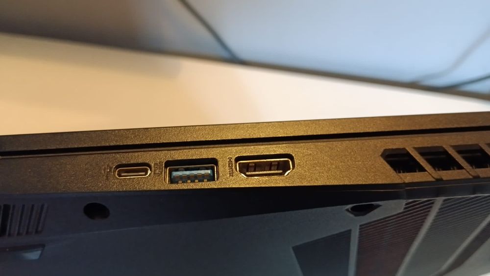 Acer Nitro 5  i5 / GTX 1650 / 8GB / 512GB SSD / Windows
