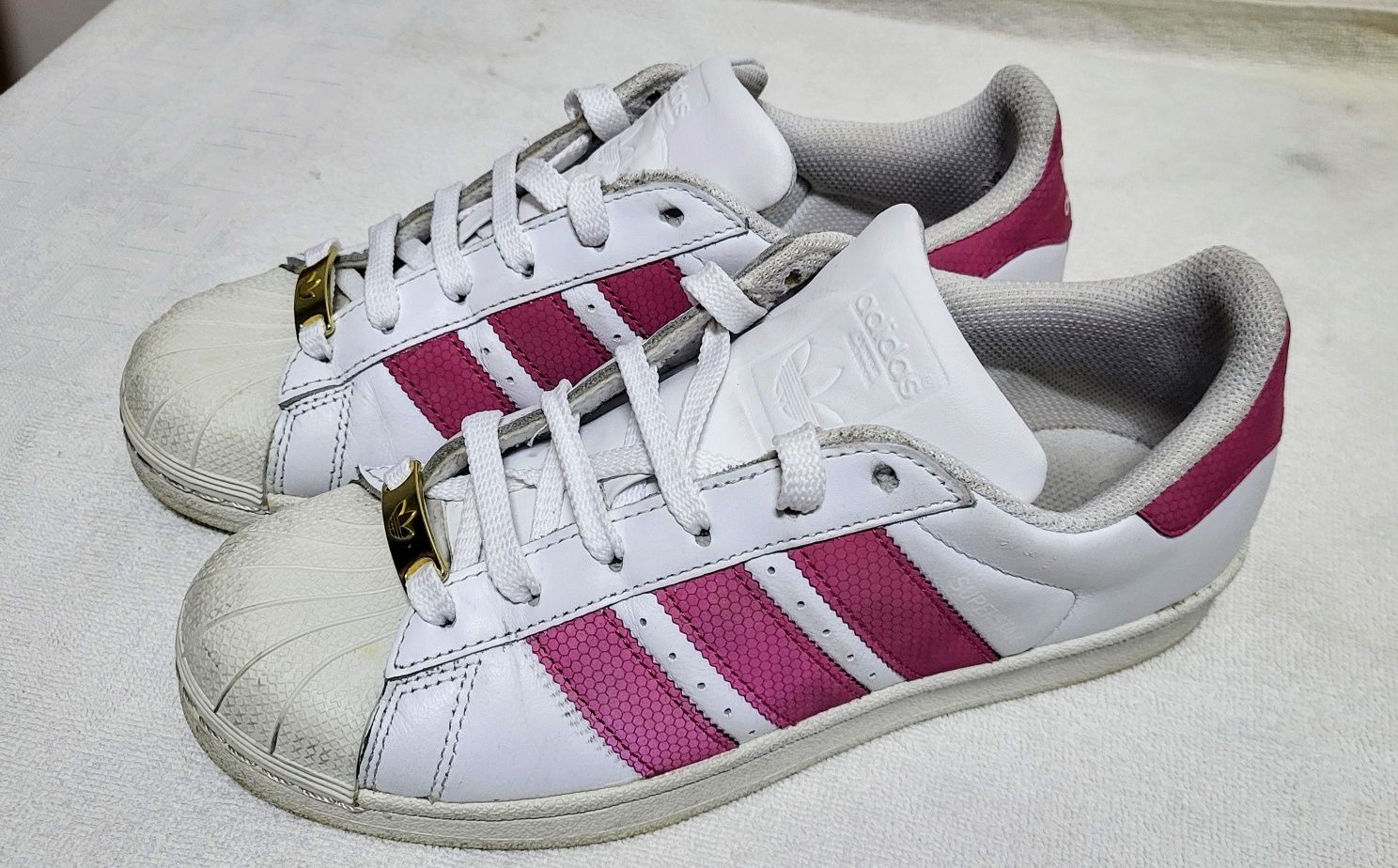 Tenis Adidas Originais n. 38