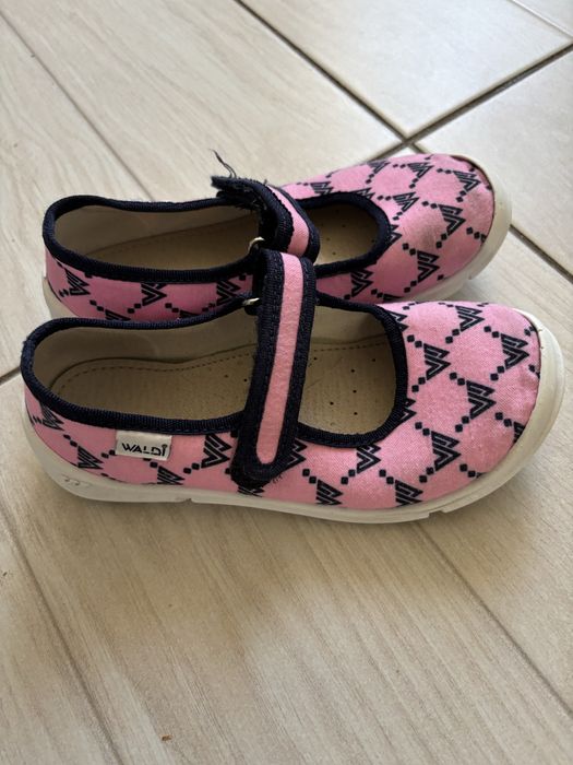 Тапочки для школи чи садочка Waldi