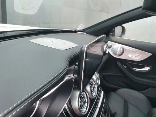 накладка на центральный динамик burmester mercedes W205 GLC C200 C180
