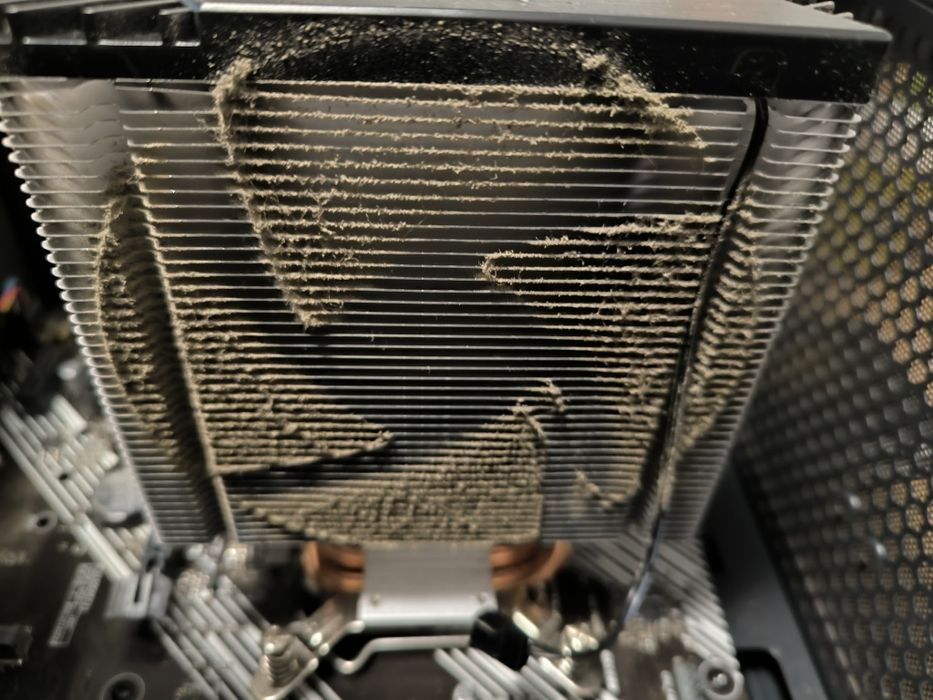 Ремонт комп'ютерів пк.Встановлення Віндовс,термопаста Ужгород