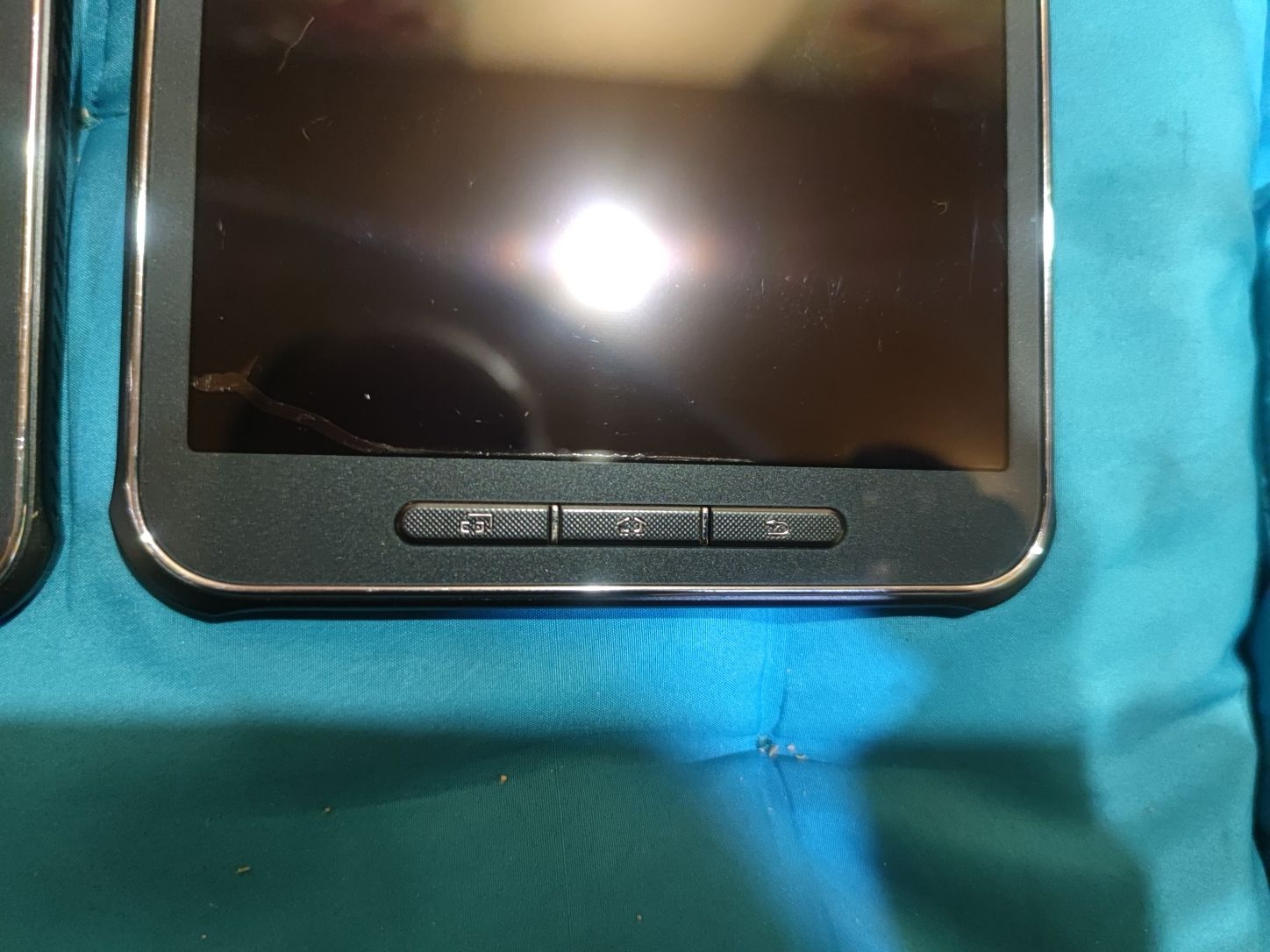 Планшет Samsung SM-T365GSM