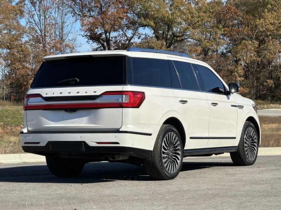 Lincoln Navigator Black Label      2018