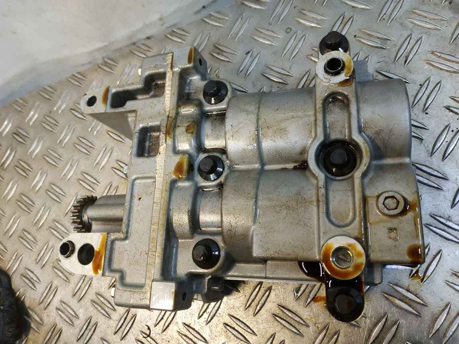 Mitsubishi Outlander 3 13- насос масляний 2.4 4J12 DV3578 1125A203