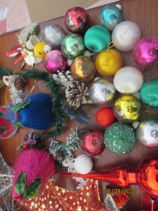 Decoração para o Natal . cerca de 100 peças