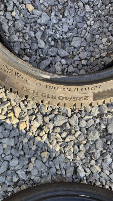 2 x WinterContactTS860 255X35 R19 2 x WinterContactTS860 225X40 R19