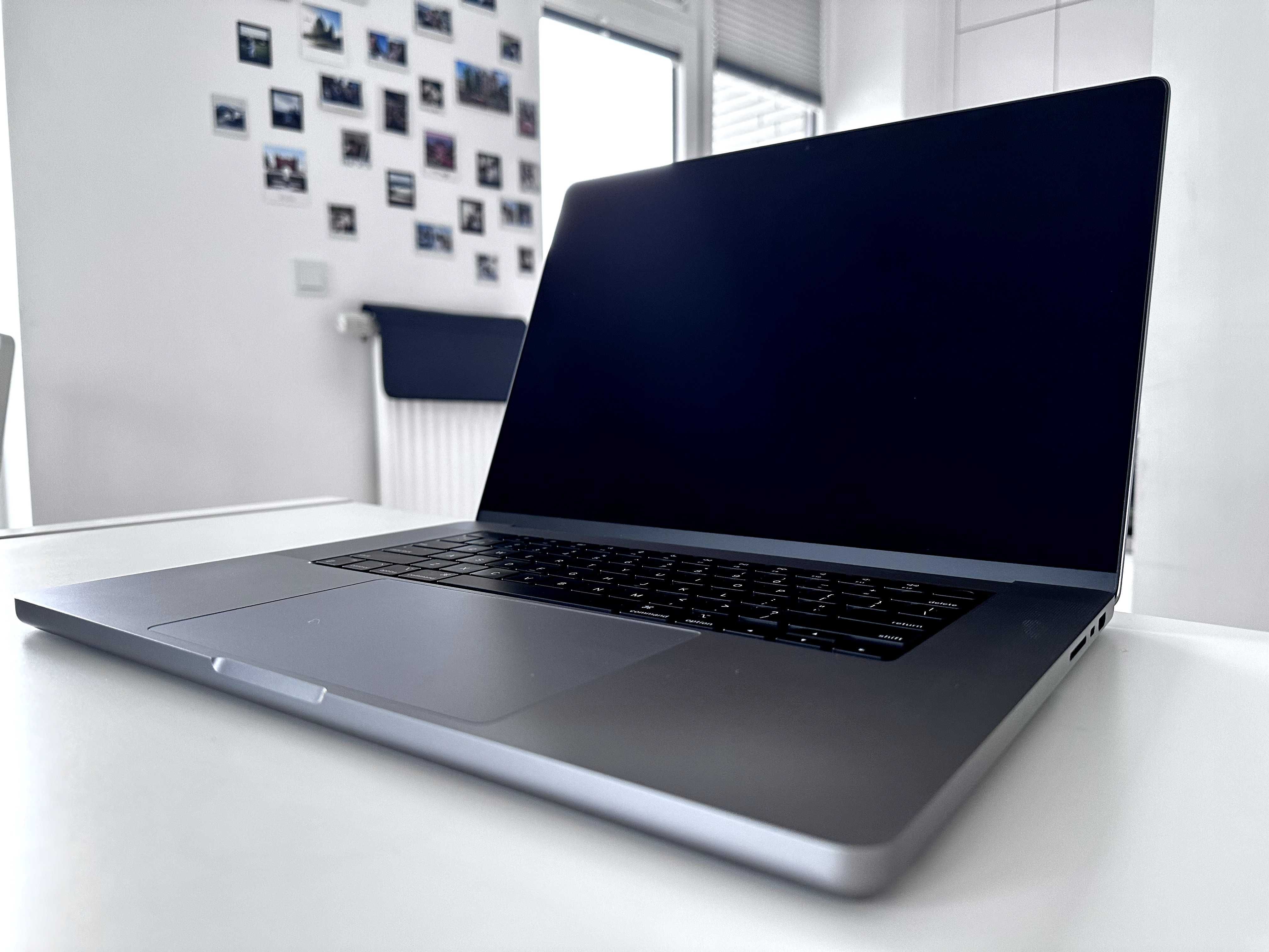MacBook 16 M1 Pro A2485 Space Gray