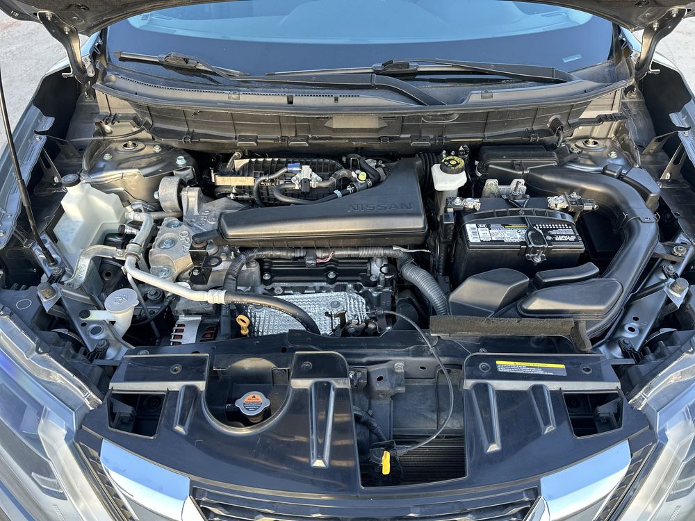 Nissan Rogue Свіжопригнаний не битий не фарбований !