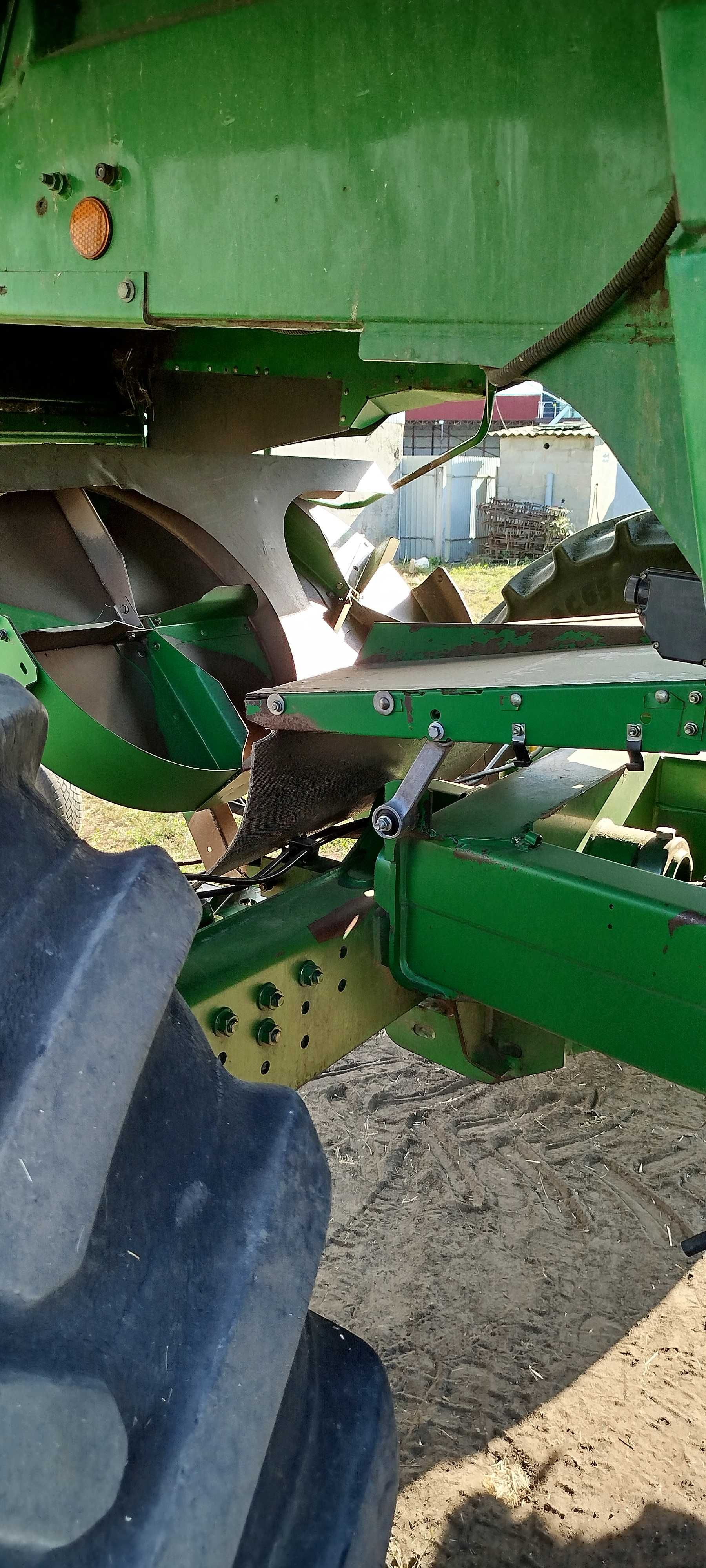 Комбайн John Deere 9660 WTS 2004